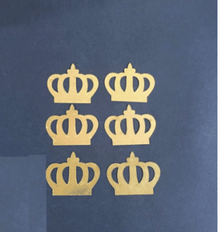 crown cutout golden color